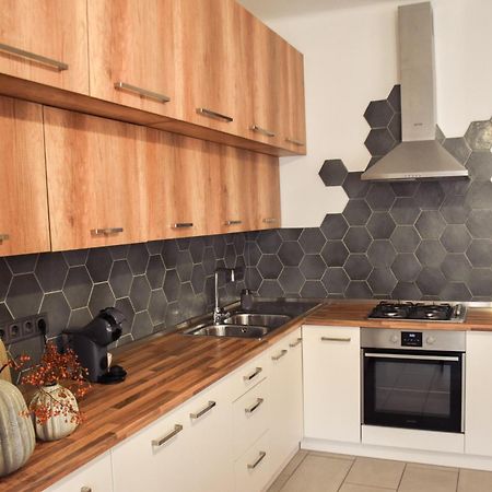 Foter Apartman Kiskunhalas Ngoại thất bức ảnh
